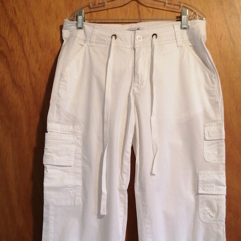 Caribbean Joe ,ladies  capris ,,size..4 petite